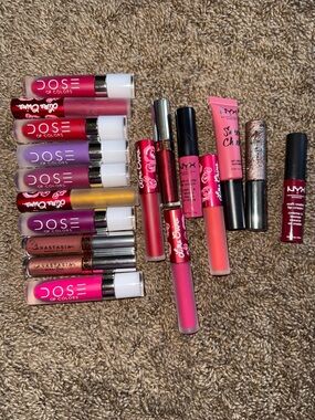 Dose of Colors/lime crime/abh lip cheek  used bundle of makeup see pics as isx18